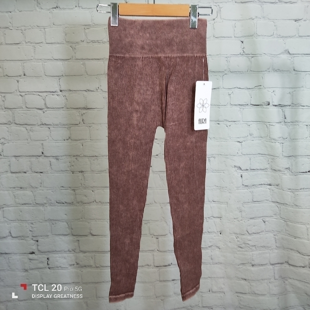 AURA Athletic Brown Ribbed Legging S/M NEW
